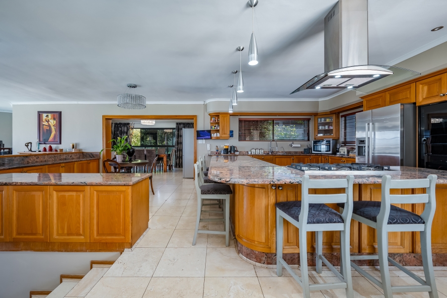 4 Bedroom Property for Sale in La Concorde Western Cape